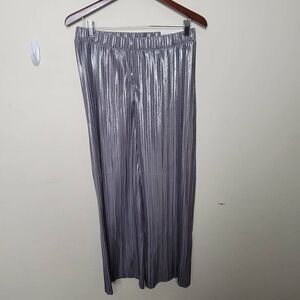 Ann Taylor Metallic Silver Shimmer Pleated Slim Wide-Leg Pull On Ankle  Pants Sm